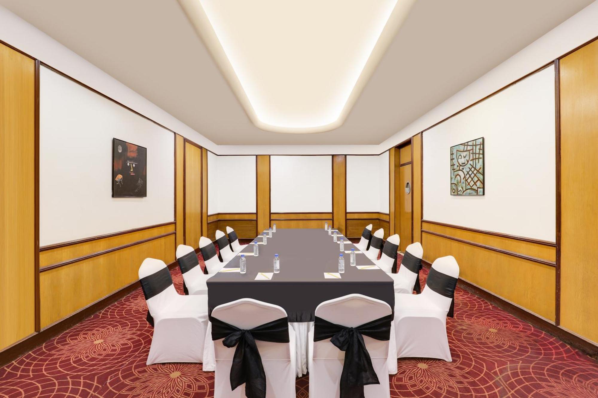 Lemon Tree Hotel, Indore Exterior foto