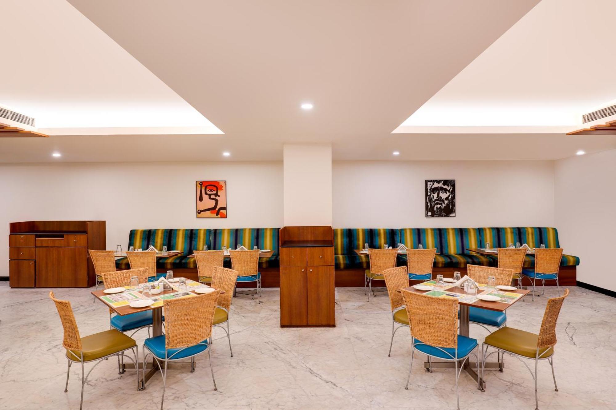 Lemon Tree Hotel, Indore Exterior foto