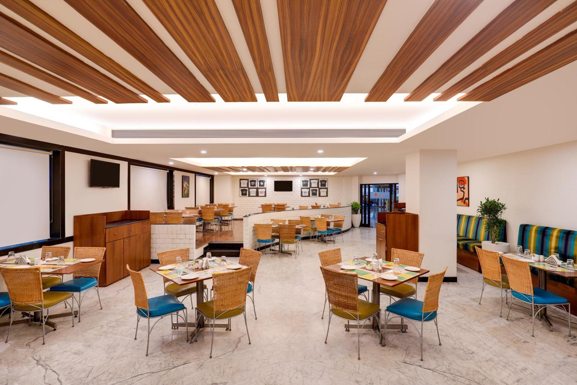 Lemon Tree Hotel, Indore Exterior foto