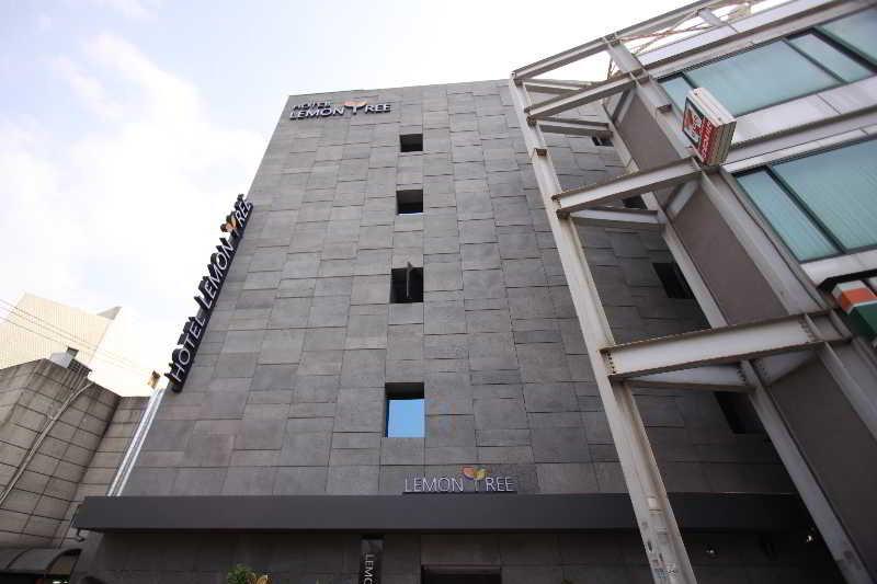 Lemon Tree Hotel, Indore Exterior foto