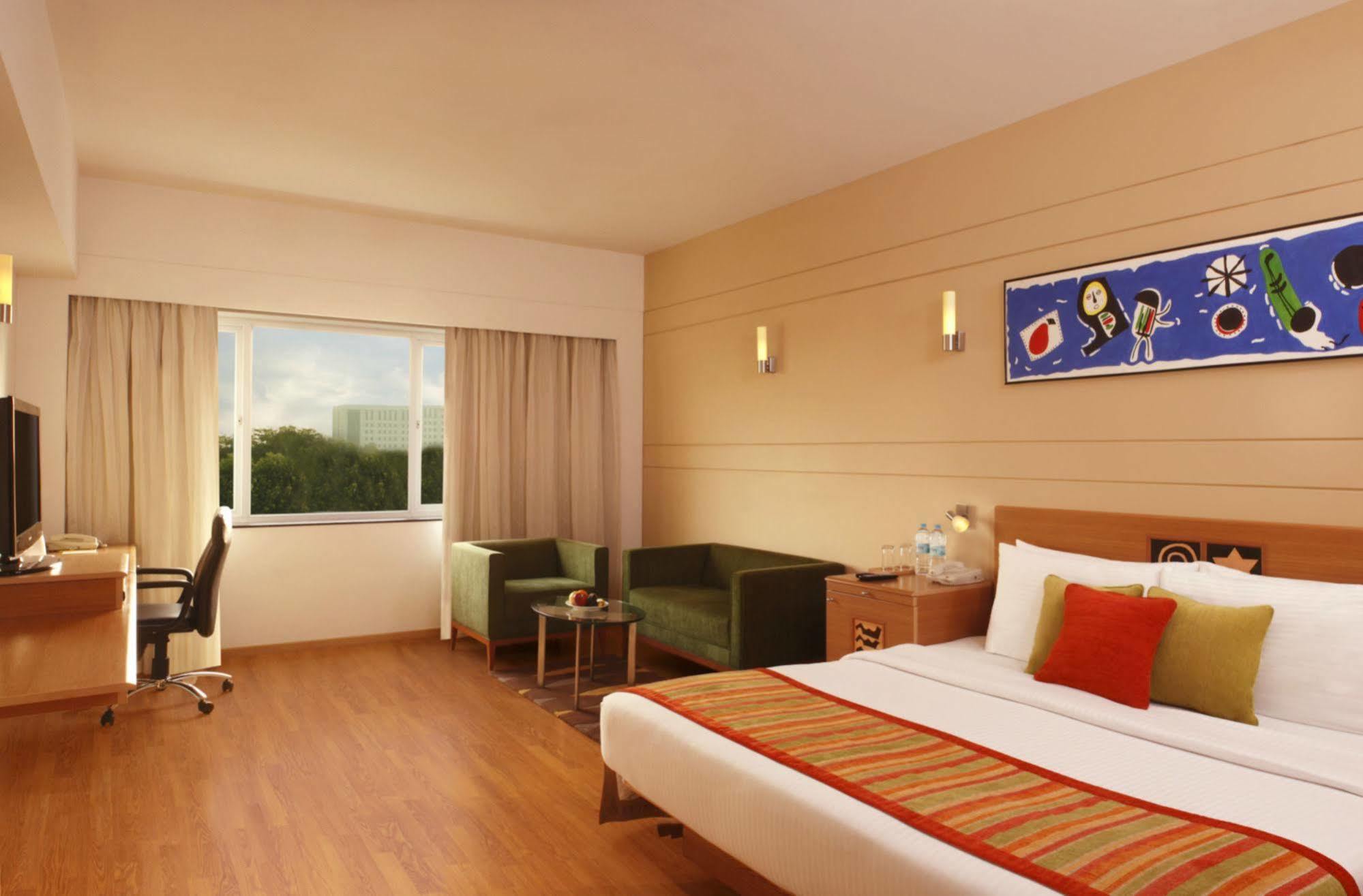 Lemon Tree Hotel, Indore Exterior foto